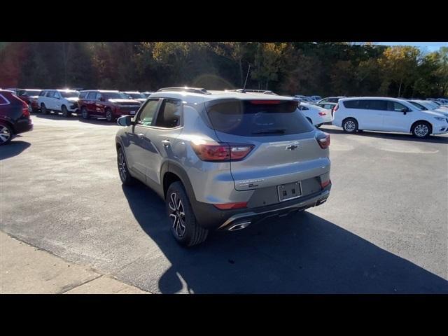 new 2025 Chevrolet TrailBlazer car, priced at $32,930