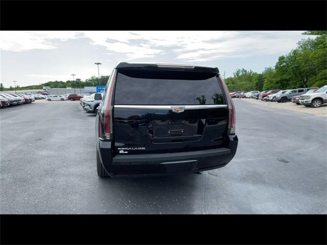 used 2020 Cadillac Escalade ESV car, priced at $37,244