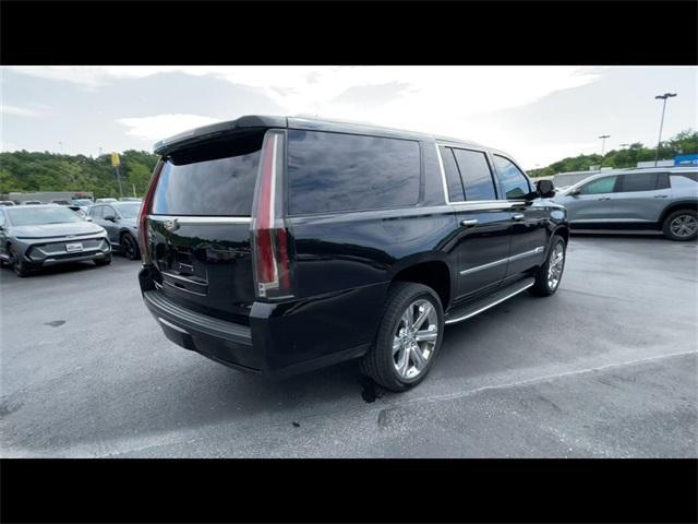 used 2020 Cadillac Escalade ESV car, priced at $37,244