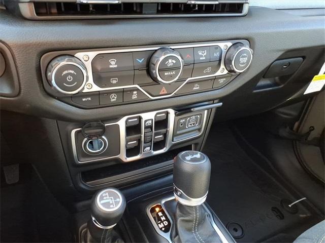 new 2026 Jeep Wrangler car, priced at $38,033