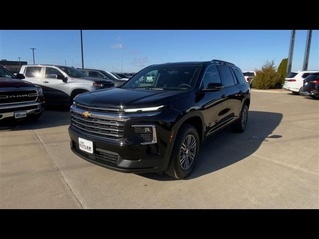 new 2025 Chevrolet Traverse car, priced at $42,095