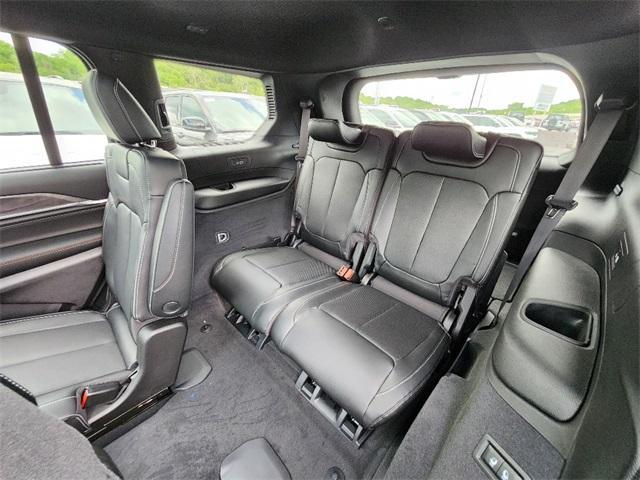 new 2025 Jeep Grand Cherokee L car, priced at $56,679
