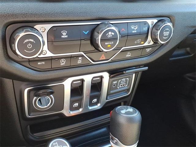 new 2025 Jeep Wrangler car, priced at $31,075