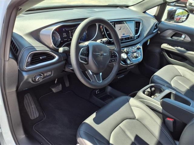 new 2025 Chrysler Pacifica car, priced at $37,719