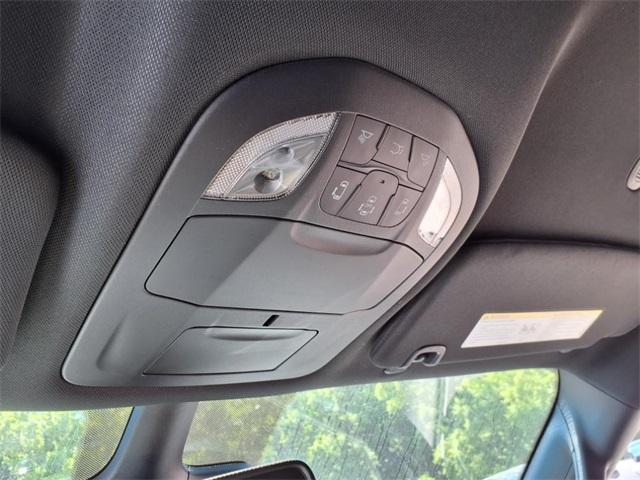 new 2025 Chrysler Pacifica car, priced at $37,719