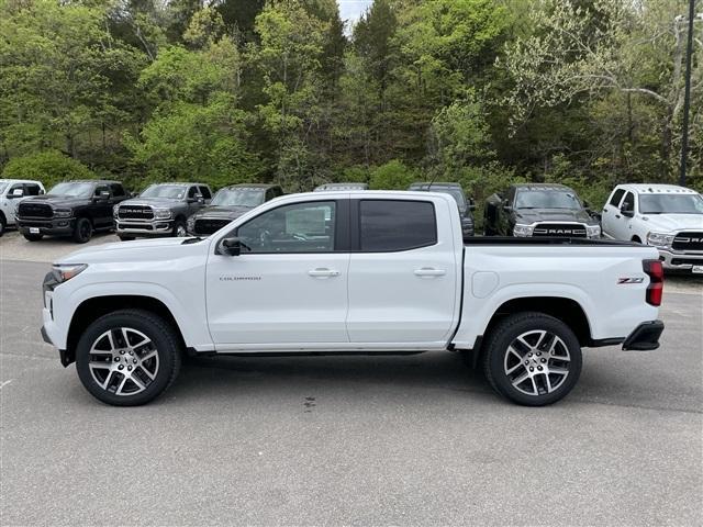 new 2024 Chevrolet Colorado car, priced at $44,293