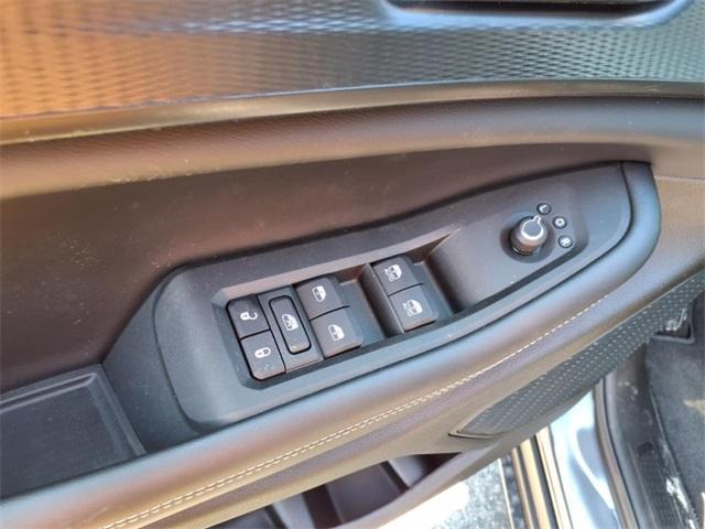 new 2025 Jeep Grand Cherokee car, priced at $37,434