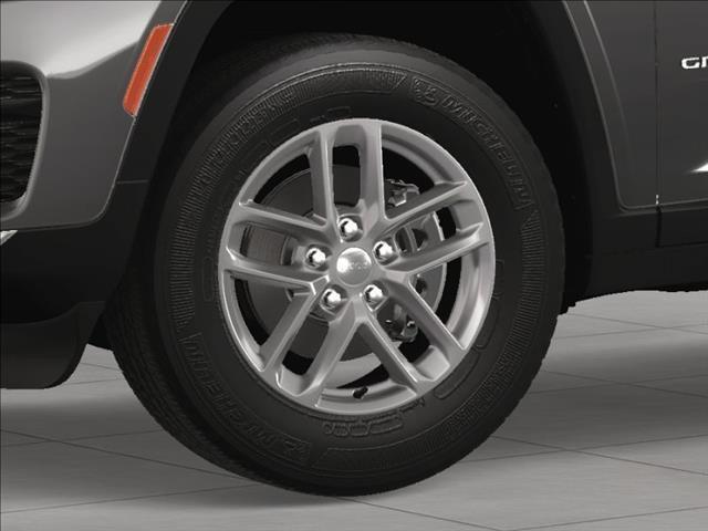 new 2025 Jeep Grand Cherokee car, priced at $37,434