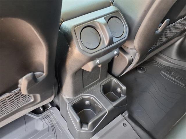 new 2025 Jeep Gladiator car, priced at $41,568
