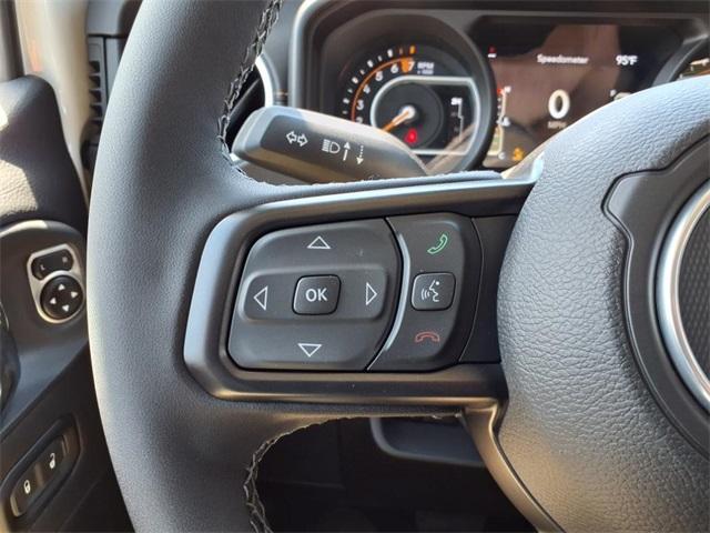 new 2025 Jeep Gladiator car, priced at $41,568