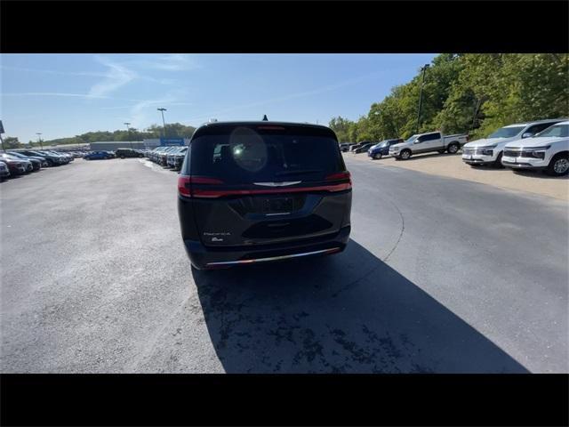 used 2022 Chrysler Pacifica car, priced at $22,611
