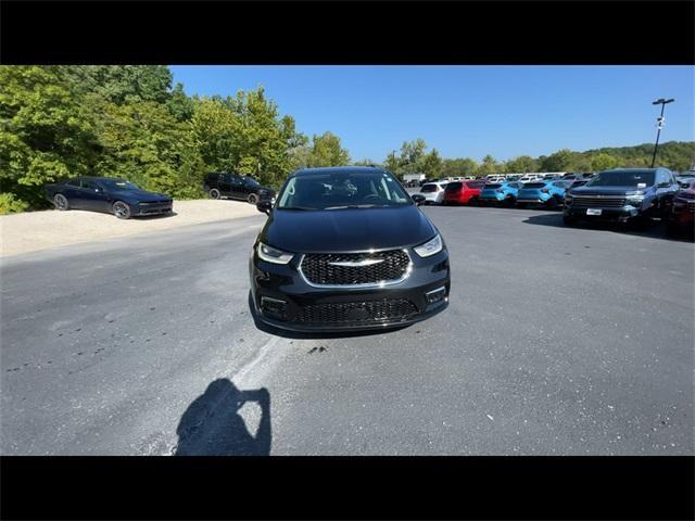 used 2022 Chrysler Pacifica car, priced at $22,611