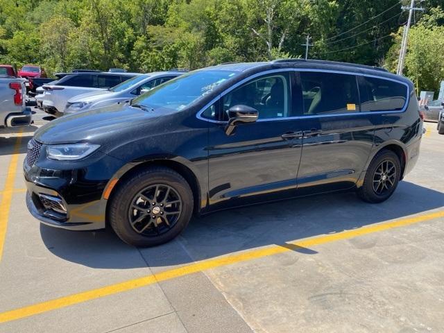 used 2022 Chrysler Pacifica car, priced at $23,871