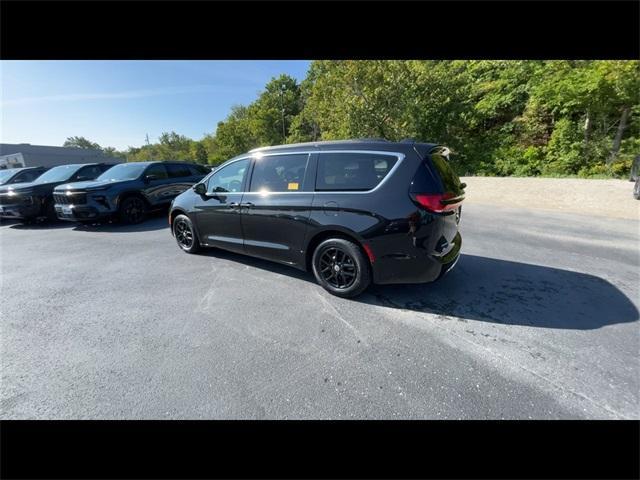 used 2022 Chrysler Pacifica car, priced at $22,611