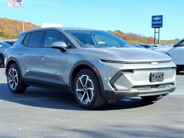 new 2026 Chevrolet Equinox EV car, priced at $31,495