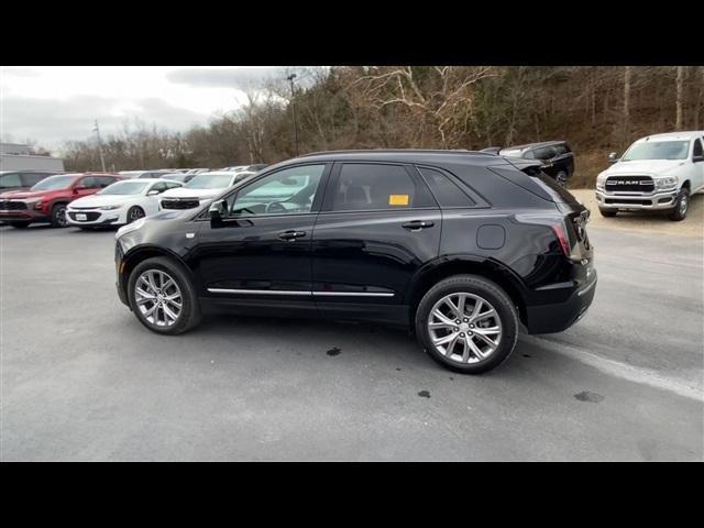 used 2021 Cadillac XT5 car, priced at $33,931