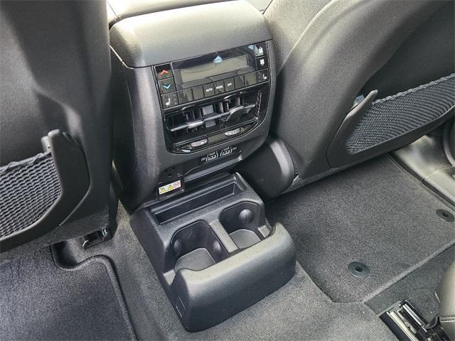 new 2025 Jeep Grand Cherokee L car, priced at $48,639