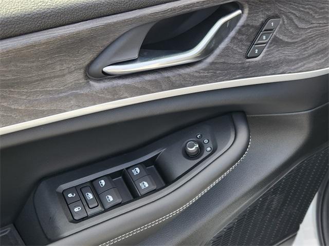 new 2025 Jeep Grand Cherokee L car, priced at $48,639