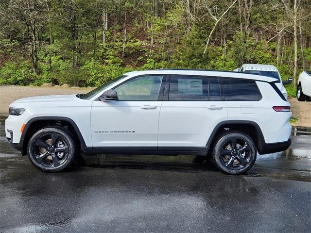 new 2025 Jeep Grand Cherokee L car, priced at $48,639