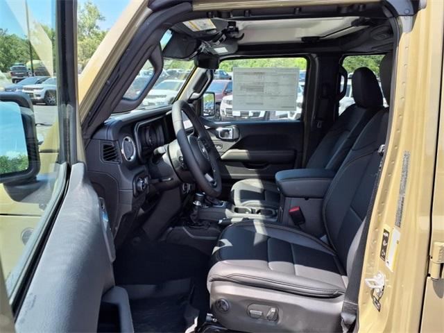 new 2025 Jeep Gladiator car, priced at $40,959