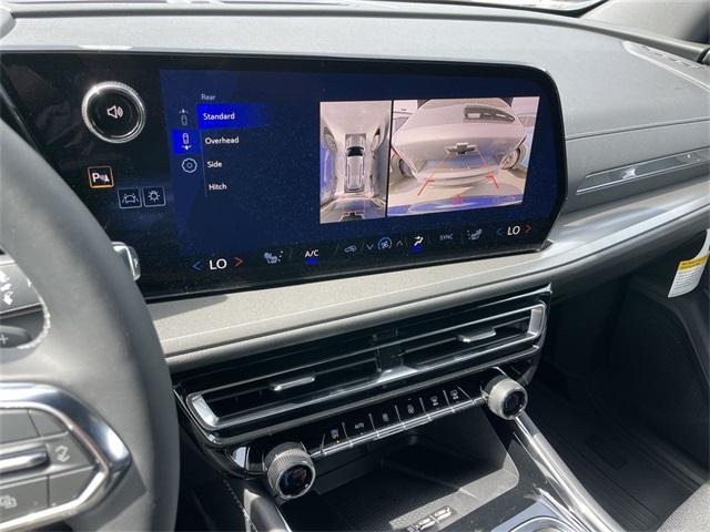 new 2026 Chevrolet Traverse car, priced at $44,245