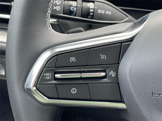 new 2025 Chevrolet Traverse car, priced at $43,295