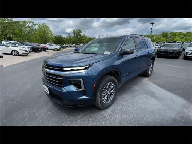 new 2025 Chevrolet Traverse car, priced at $43,295