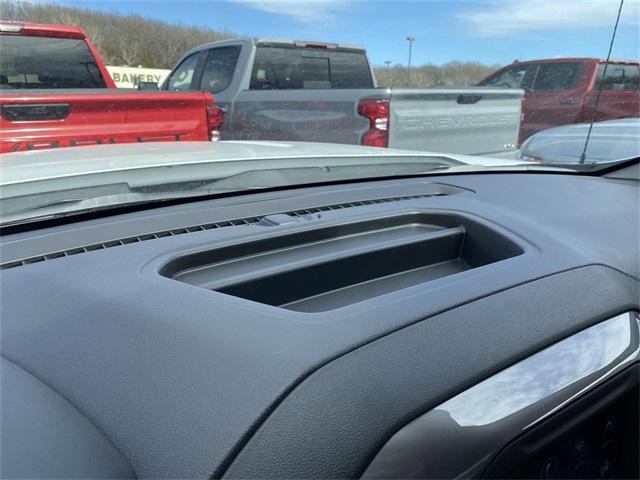 new 2025 Chevrolet Silverado 1500 car, priced at $40,120