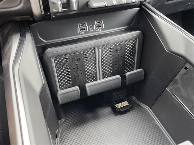 new 2025 Ram 2500 car, priced at $68,266