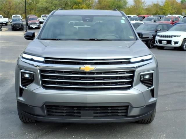used 2025 Chevrolet Traverse car, priced at $38,924