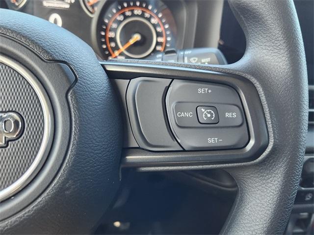 new 2025 Jeep Wrangler car, priced at $32,167