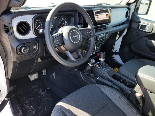 new 2025 Jeep Wrangler car, priced at $32,167