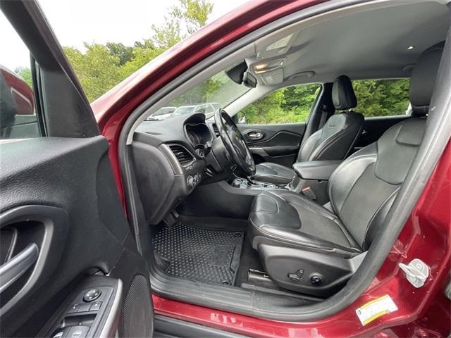 used 2019 Jeep Cherokee car, priced at $15,563