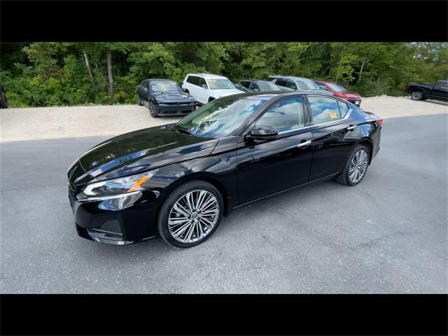 used 2023 Nissan Altima car, priced at $25,949