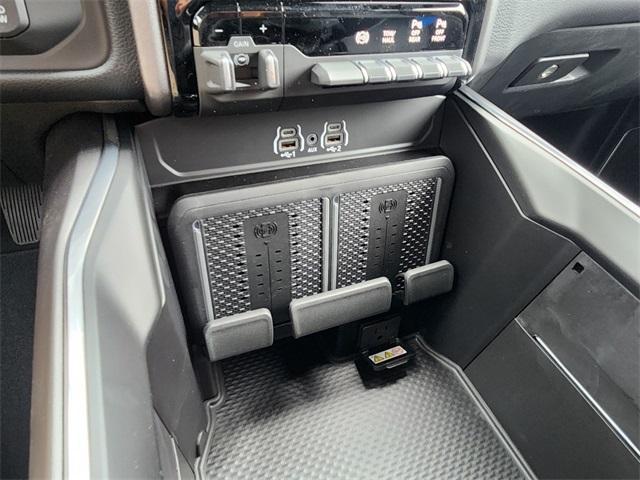 new 2025 Ram 2500 car, priced at $74,922