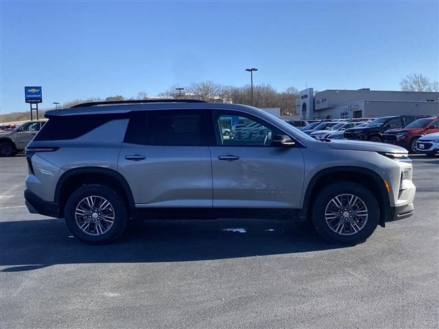 new 2025 Chevrolet Traverse car, priced at $44,095