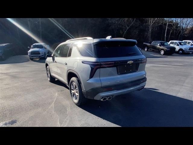 new 2025 Chevrolet Traverse car, priced at $44,095