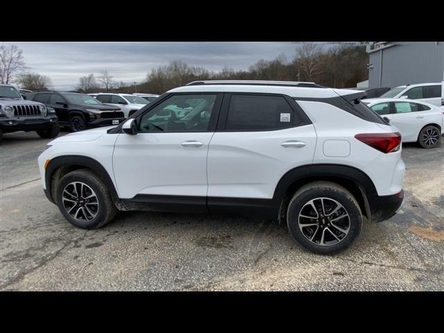 new 2025 Chevrolet TrailBlazer car, priced at $24,373