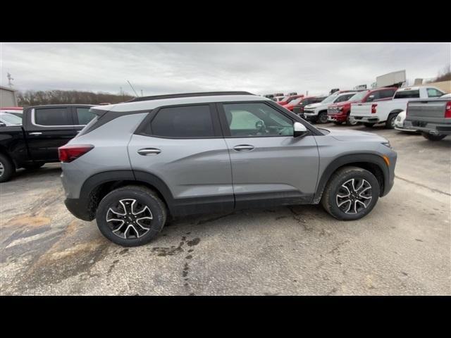 new 2025 Chevrolet TrailBlazer car, priced at $28,925