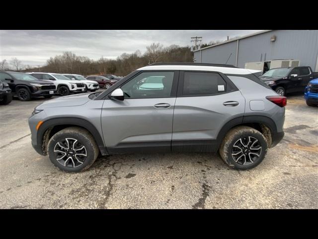 new 2025 Chevrolet TrailBlazer car, priced at $28,925