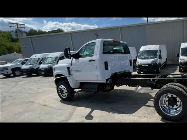 new 2024 Chevrolet Silverado 1500 car, priced at $72,392