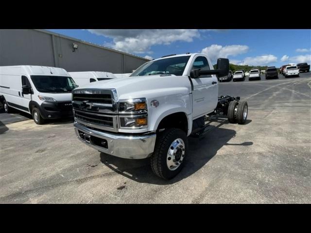 new 2024 Chevrolet Silverado 1500 car, priced at $72,392