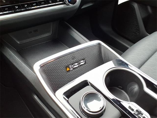 new 2026 Chevrolet Equinox car, priced at $30,508