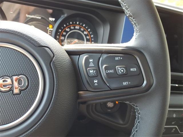 new 2025 Jeep Gladiator car, priced at $40,959