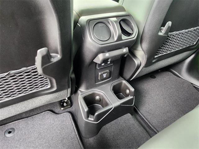 new 2025 Jeep Gladiator car, priced at $47,789