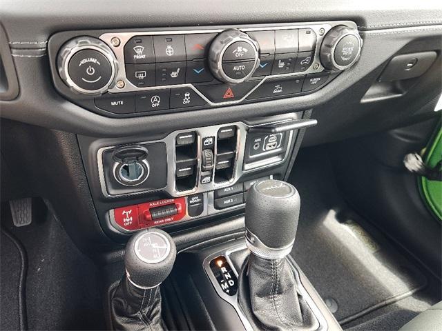 new 2025 Jeep Gladiator car, priced at $47,789