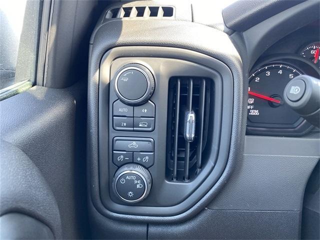new 2025 Chevrolet Silverado 1500 car, priced at $38,461