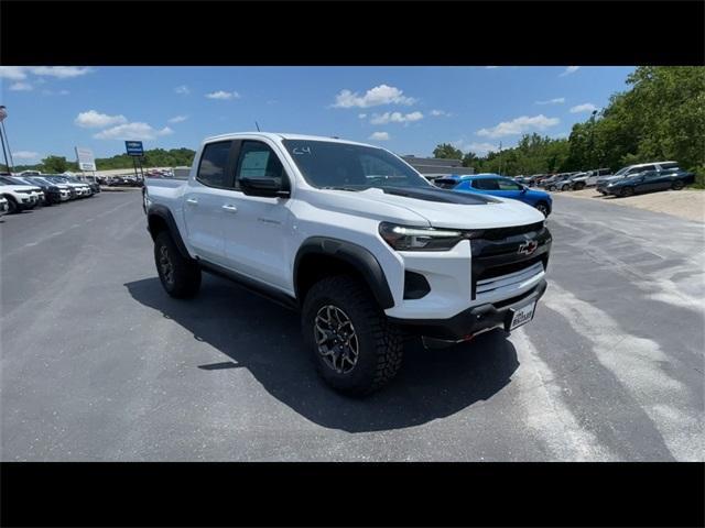 new 2025 Chevrolet Colorado car, priced at $48,120