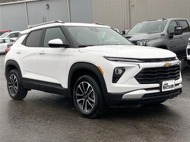 new 2025 Chevrolet TrailBlazer car, priced at $26,341