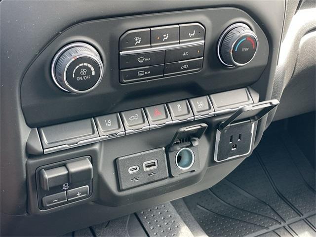 new 2025 Chevrolet Silverado 2500 car, priced at $52,652